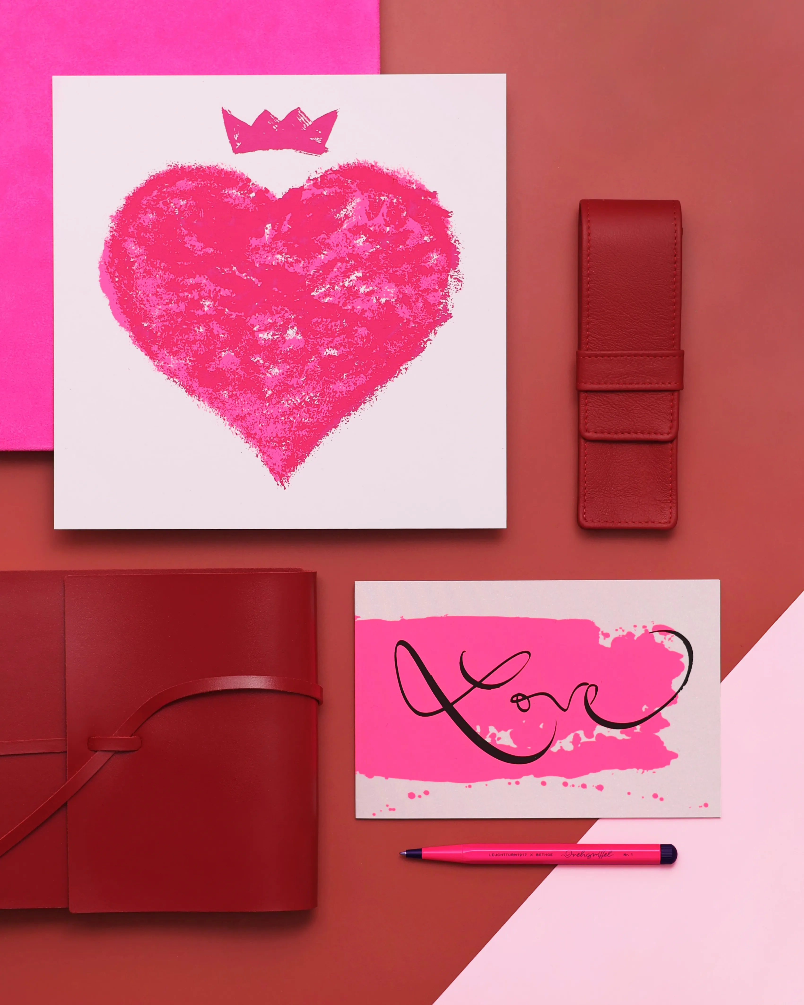 Valentinstag Grußkarten und Lederaccessoires Valentinstag Grußkarten und Lederaccessoires
